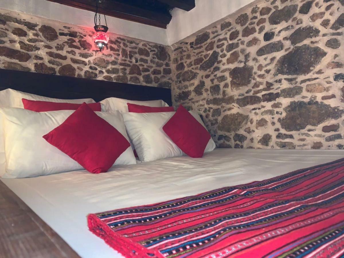 Areti's Traditional House Landsteder