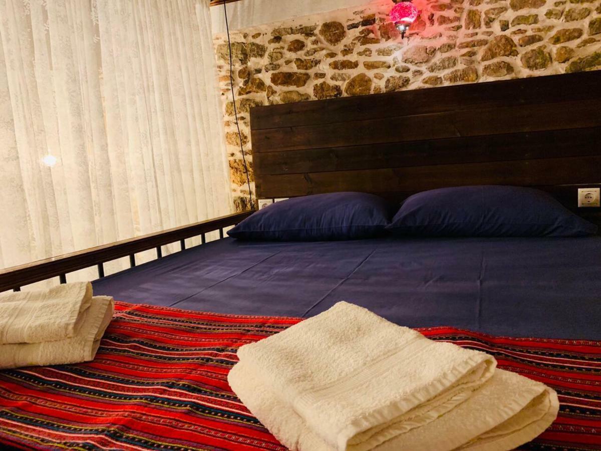 Areti's Traditional House Landsteder